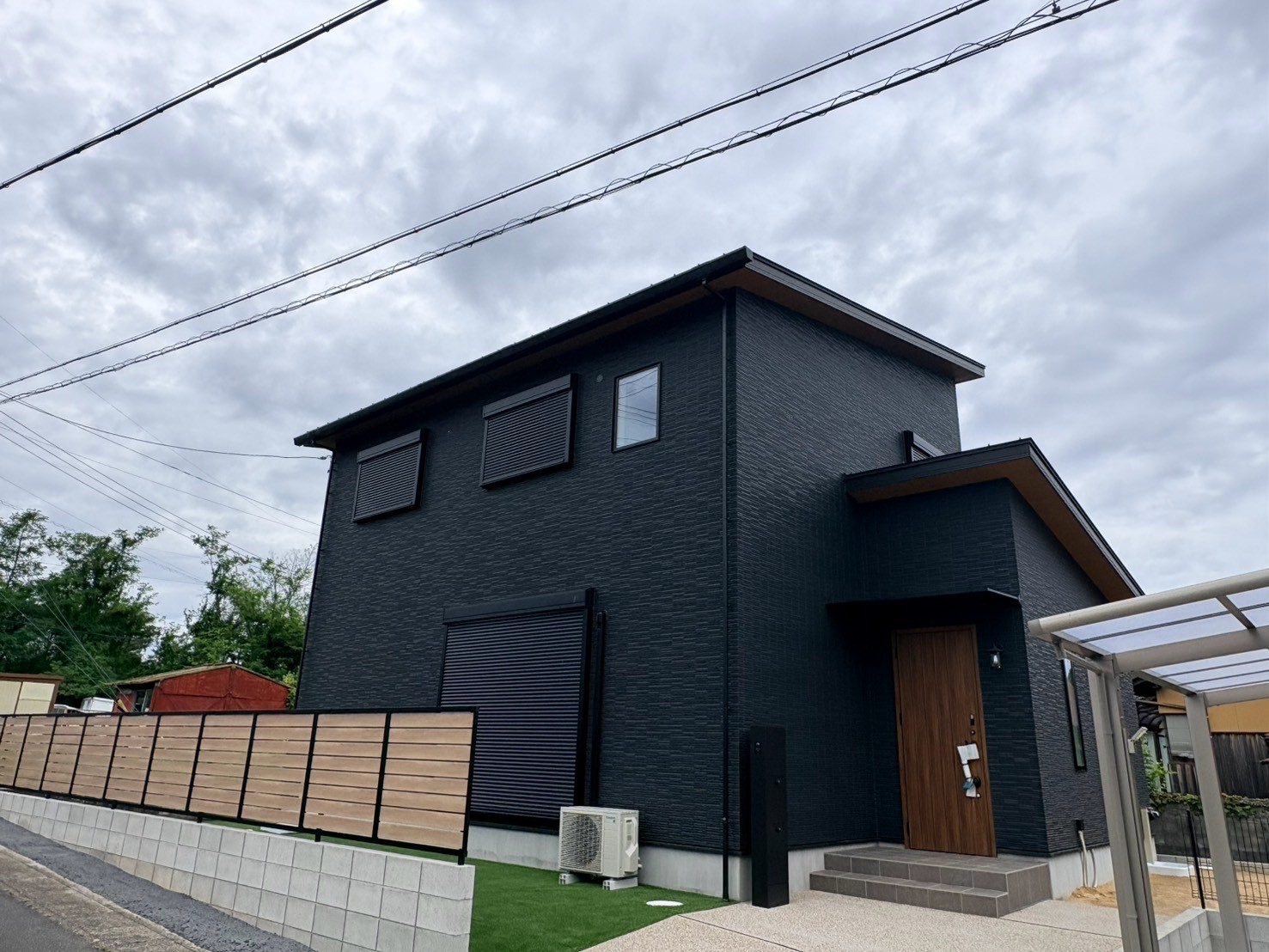 LINE_ALBUM_U様邸　新築工事_260912_49.jpg